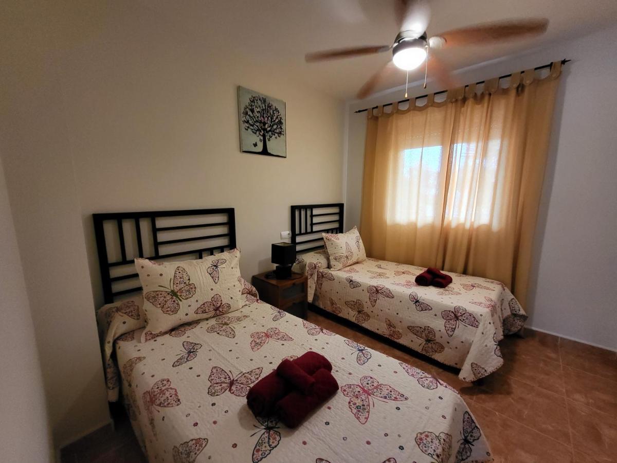 ¡Apartamento en primera línea con terraza y cerca de la piscina comunitaria! Vera Exterior foto